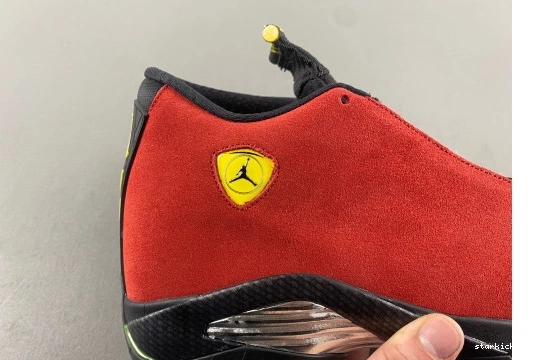 14  654459-670 “Ferrari” 654459-670 Jordan  Air 1129